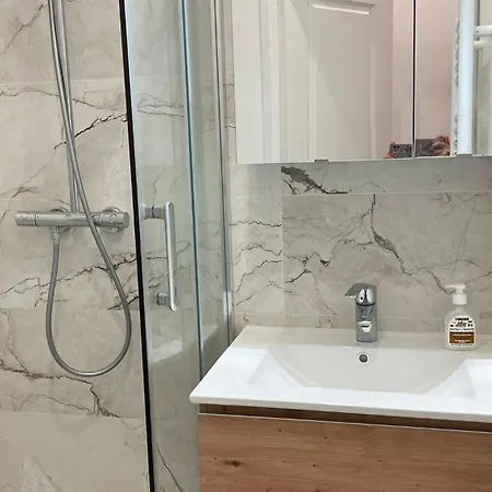 Haussmann A 15 Апартаменты *